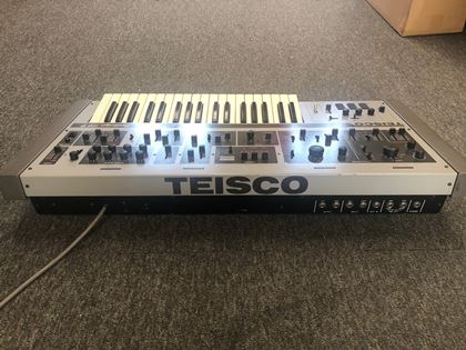 Teisco-S110F
